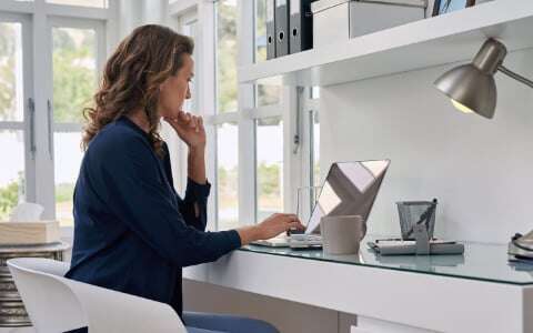 Image for How to effectively manage shareholder activism or revolt