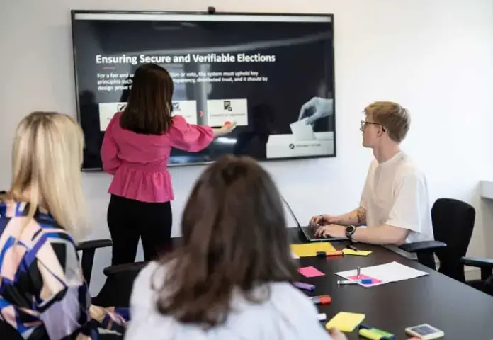 lumi-global-electa-end-to-end-voting